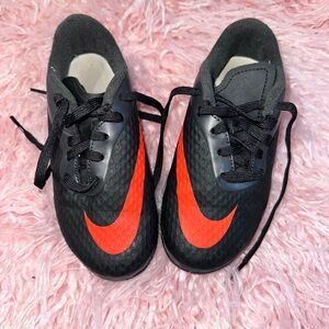 Gently used Nike hypervenom boys shoes
